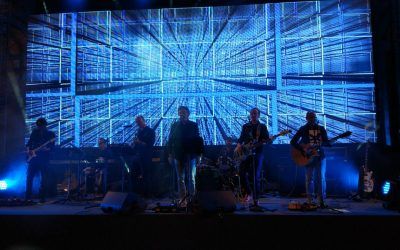 El Dr. Caubet y su banda los VINTAGE ROCKERS, estrellas del rock en el Congreso de Oporto